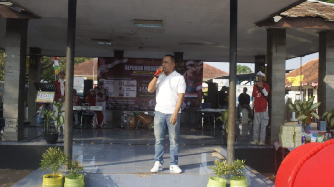 Keseruan Putri Jamilah di Gebyar Hari Kemerdekaan ke 81 di Alun Alun Kecamatan Kalijati Subang Keseruan Putri Jamilah di Gebyar Hari Kemerdekaan ke 81 di Alun Alun Kecamatan Kalijati Subang