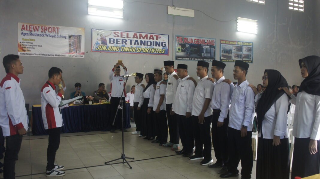Tim Panitia 11 Pilkades Desa Tanggulun Timur Resmi Dilantik dan Dikukuhkan Tim Panitia 11 Pilkades Desa Tanggulun Timur Resmi Dilantik dan Dikukuhkan