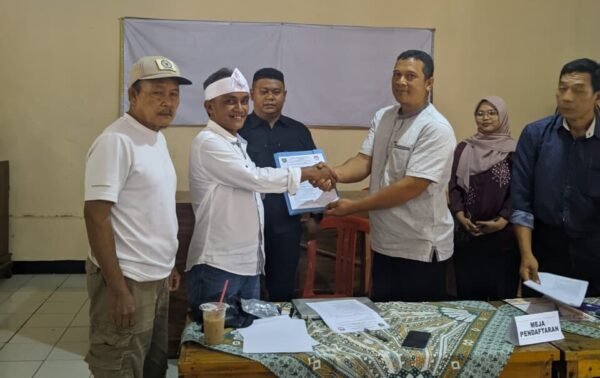 Marengmang Maju Bareng, Ujang Karta Resmi Daftar Pilkades 2026 Marengmang Maju Bareng, Ujang Karta Resmi Daftar Pilkades 2026