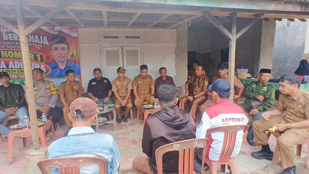 Pastikan Pilkades Kondusif, Camat Cipeundeuy Panitia Pilkades, dan BPD, Sambangi Calon Kades Cimayasari Nomor Urut 1 Pastikan Pilkades Kondusif, Camat Cipeundeuy Panitia Pilkades, dan BPD, Sambangi Calon Kades Cimayasari Nomor Urut 1