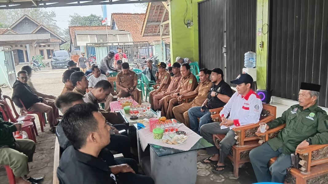 Jelang Pilkades Serentak 2026, Forkopimcam Cipeundeuy Sambangi Calon Kades Cimayasari Nomor Urut 2 Asep Charlan Jelang Pilkades Serentak 2026, Forkopimcam Cipeundeuy Sambangi Calon Kades Cimayasari Nomor Urut 2 Asep Charlan