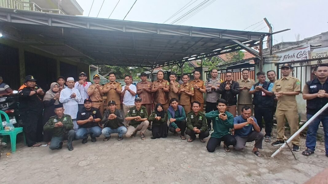 Kunjungan Silaturahmi Forkopimcam Cipeundeuy ke Calon Kades Nomor Urut 2, Asep Carlan Ucapkan Terimakasih Kunjungan Silaturahmi Forkopimcam Cipeundeuy ke Calon Kades Nomor Urut 2, Asep Carlan Ucapkan Terimakasih